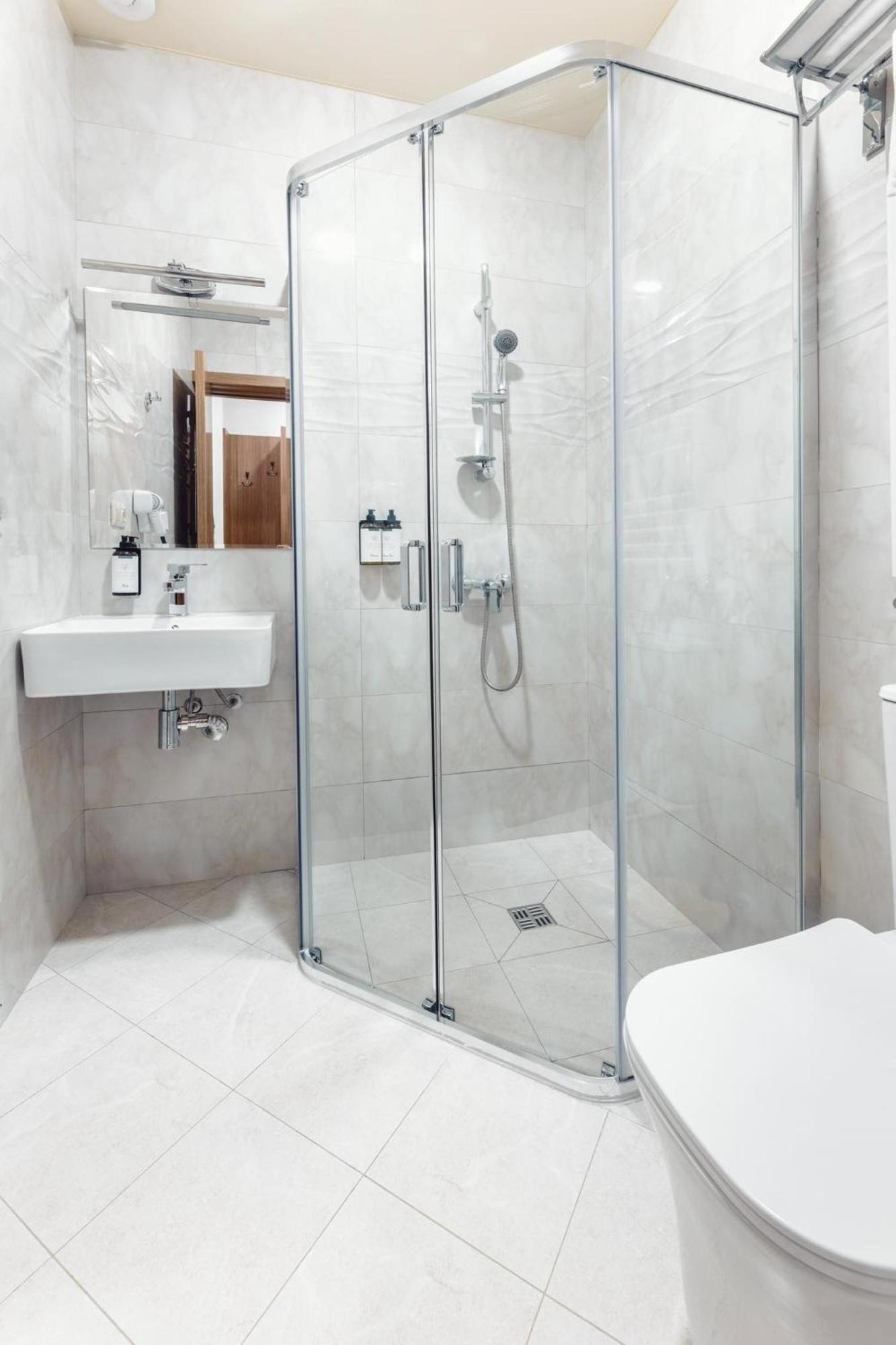 Park Hotel Tskaltubo - Balneo Resort Ngoại thất bức ảnh