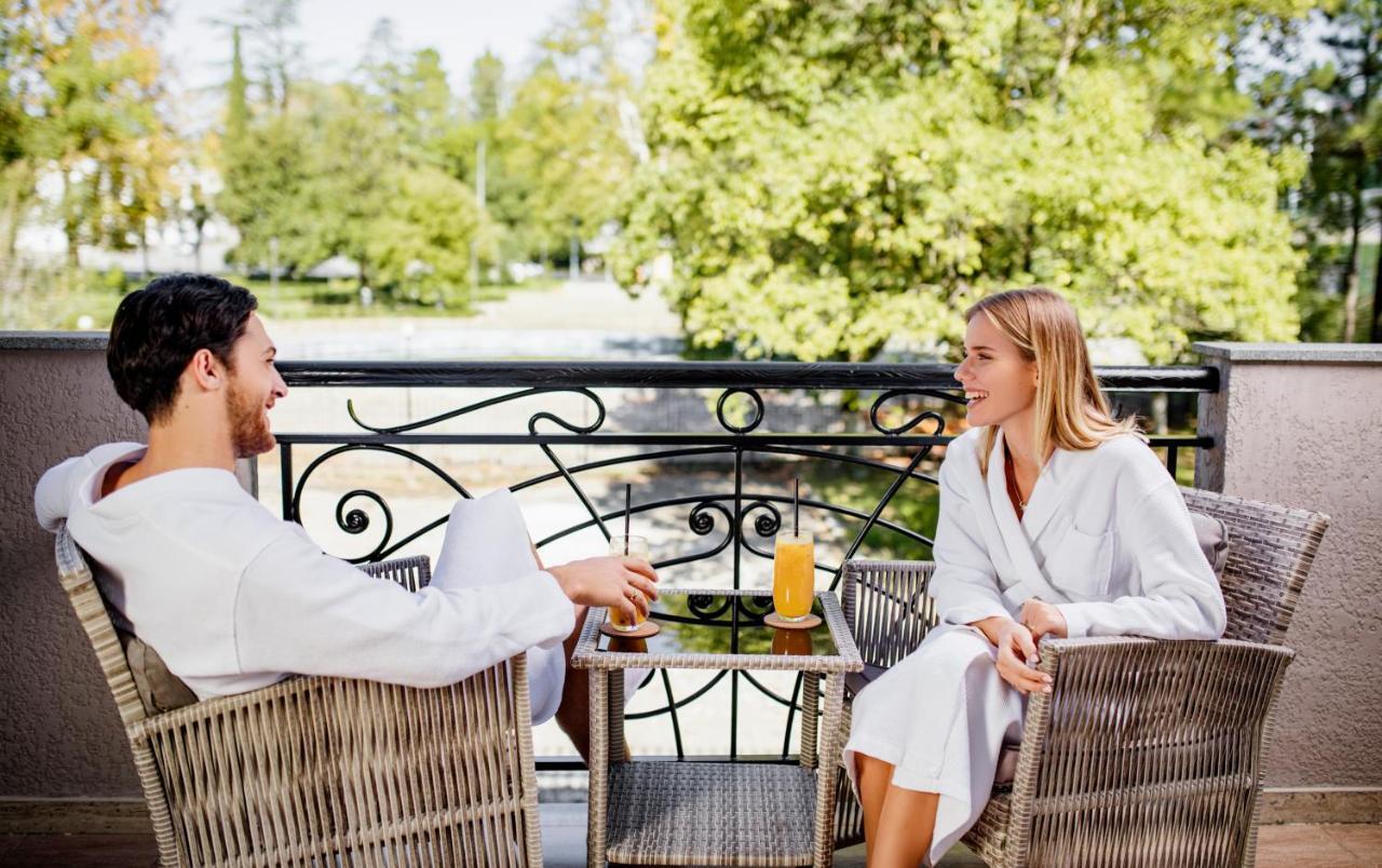 Park Hotel Tskaltubo - Balneo Resort Ngoại thất bức ảnh